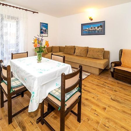 Apartments Jurina Krk Town Extérieur photo