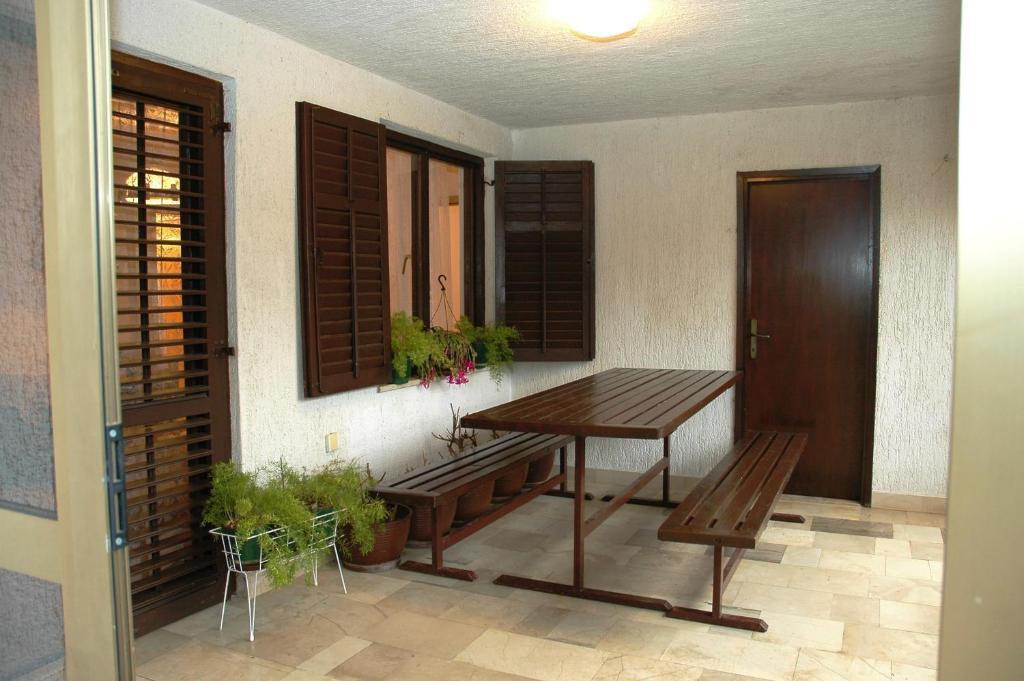 Apartments Jurina Krk Town Chambre photo